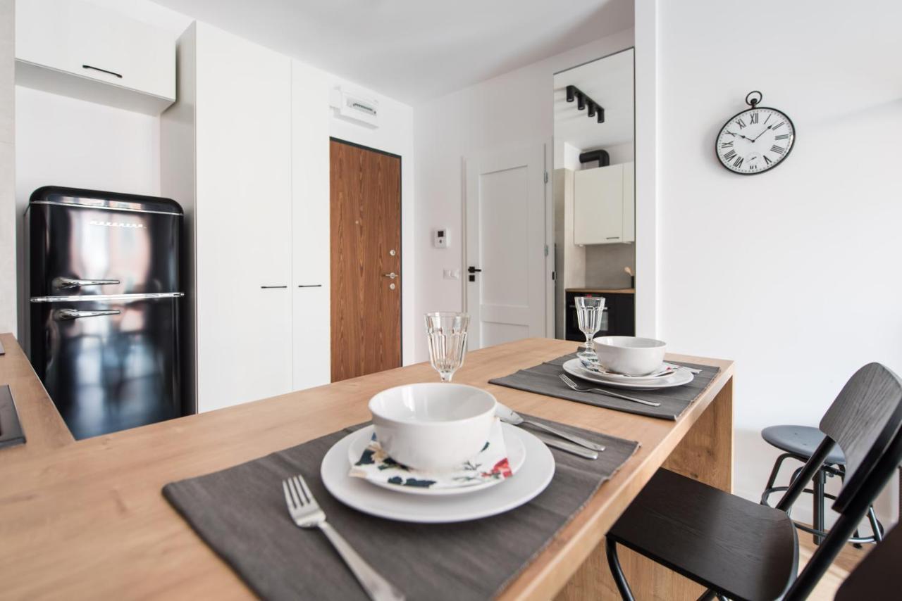Superapart Stalowa 39 Modern Unit With Kitchen & Wifi Варшава Экстерьер фото