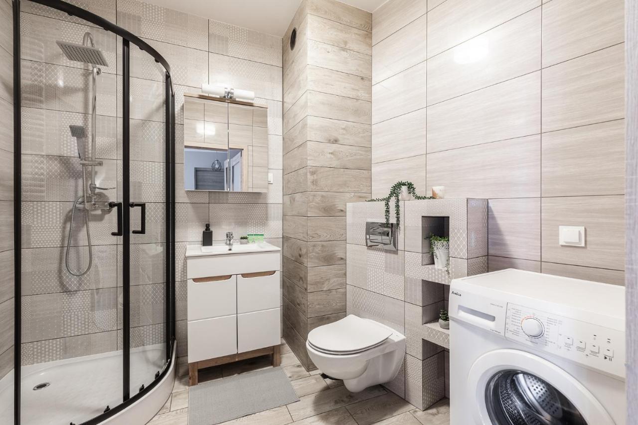 Superapart Stalowa 39 Modern Unit With Kitchen & Wifi Варшава Экстерьер фото